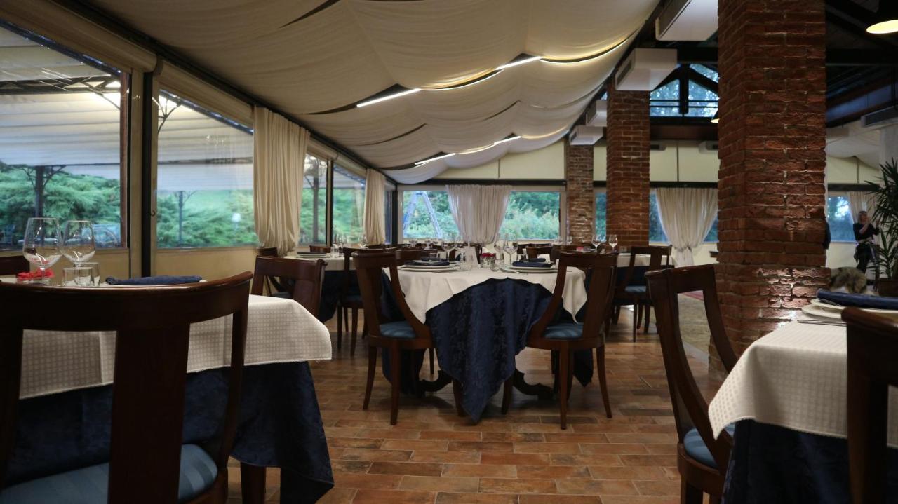 La Regibussa - Hotel Ristorante Asti Luaran gambar